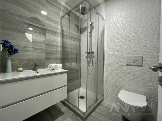 Apartamento T4 para Venda em Viseu Foto 30