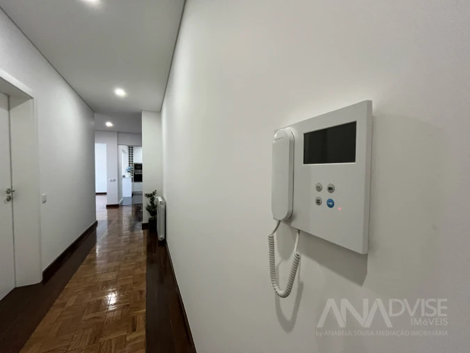 Apartamento T4 para Venda em Viseu Foto 26