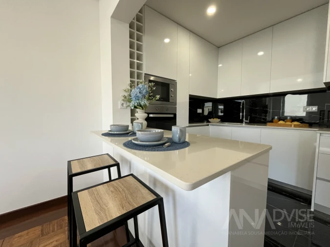 Apartamento T4 para Venda em Viseu Foto 14