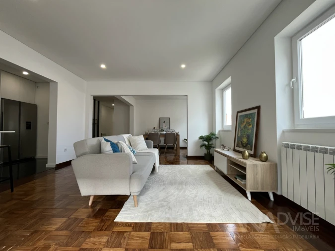 Apartamento T4 para Venda em Viseu Foto 4