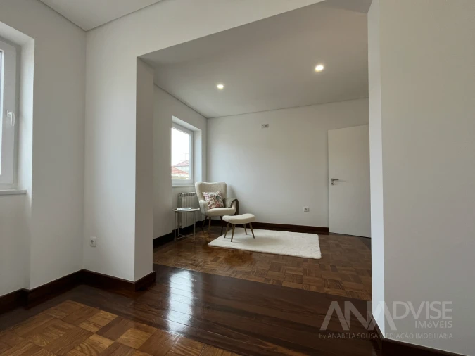 Apartamento T4 para Venda em Viseu Foto 34