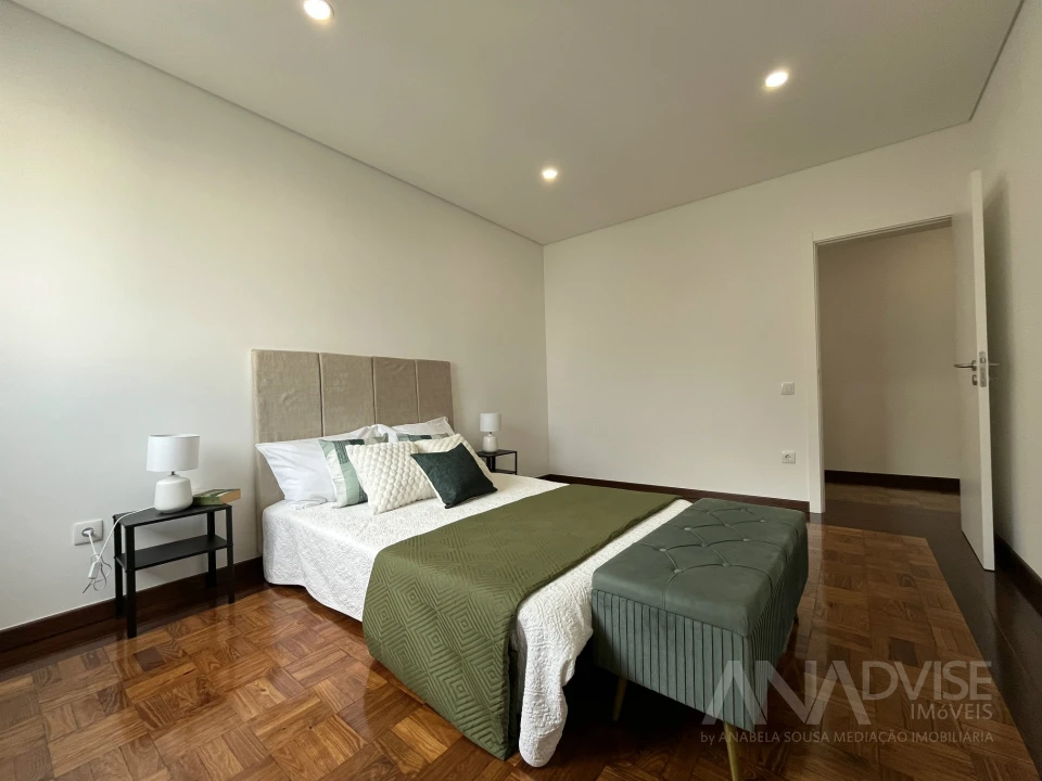 Apartamento T4 para Venda em Viseu Foto 29