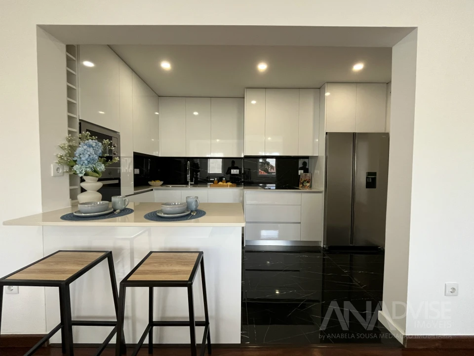 Apartamento T4 para Venda em Viseu Foto 16