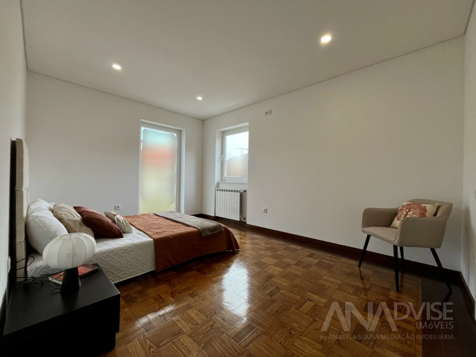 Apartamento T4 para Venda em Viseu Foto 36
