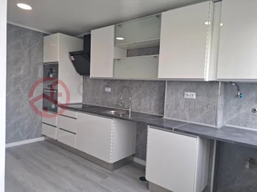 Apartamento T2 para Venda em Oeiras e São Julião da Barra, Paço de Arcos e Caxias
