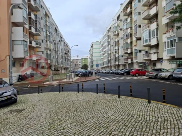 Apartamento T2 para Venda em Oeiras e São Julião da Barra, Paço de Arcos e Caxias