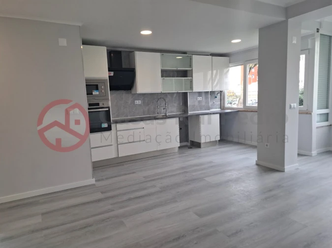 Apartamento T2 para Venda em Oeiras e São Julião da Barra, Paço de Arcos e Caxias Foto 5