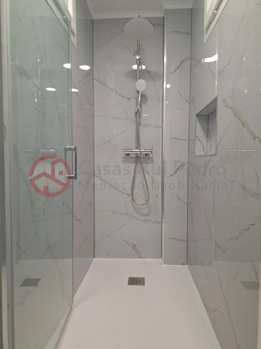 Apartamento T2 para Venda em Oeiras e São Julião da Barra, Paço de Arcos e Caxias Foto 19