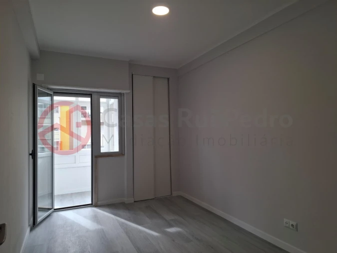 Apartamento T2 para Venda em Oeiras e São Julião da Barra, Paço de Arcos e Caxias Foto 13