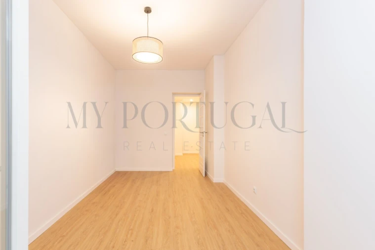 Apartamento T4 para Arrendamento em Algés, Linda-A-Velha e Cruz Quebrada-Dafundo Foto 6