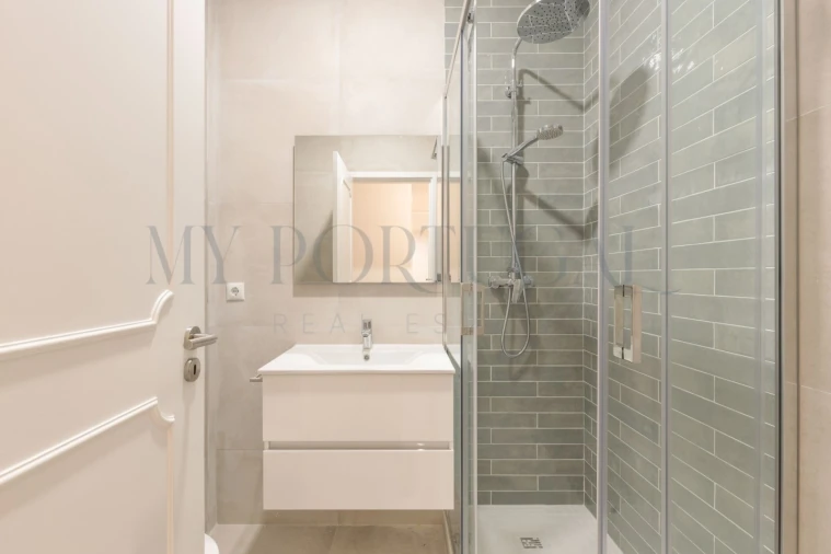 Apartamento T4 para Arrendamento em Algés, Linda-A-Velha e Cruz Quebrada-Dafundo Foto 7