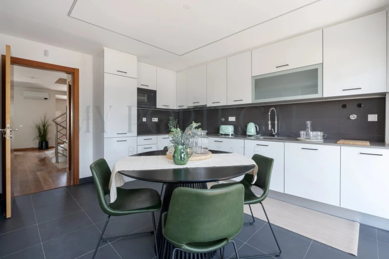 Moradia T4 para Venda em Alcochete Foto 9