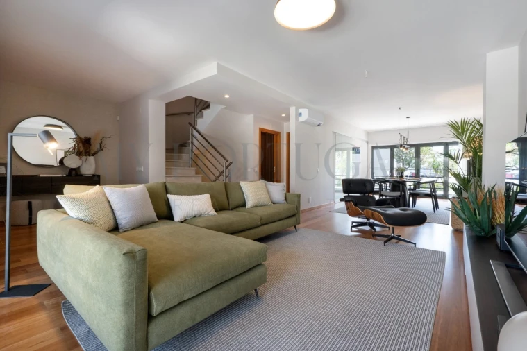 Moradia T4 para Venda em Alcochete Foto 3