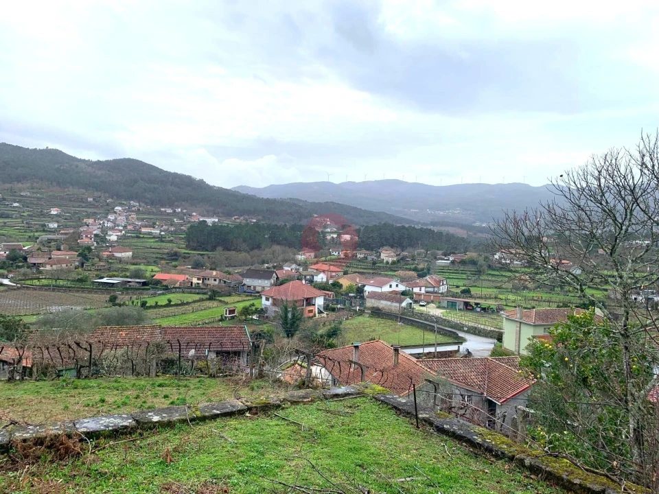 Moradia T3 para Venda em Tangil Foto 11