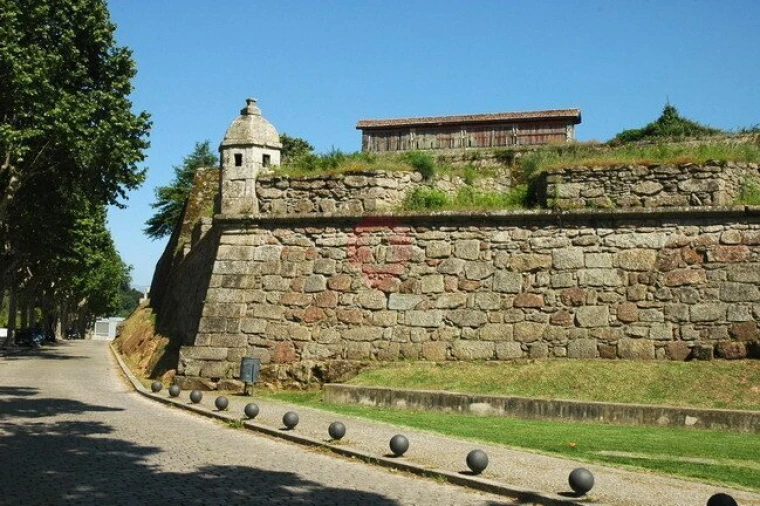 Moradia T3 para Venda em Mazedo e Cortes Foto 12