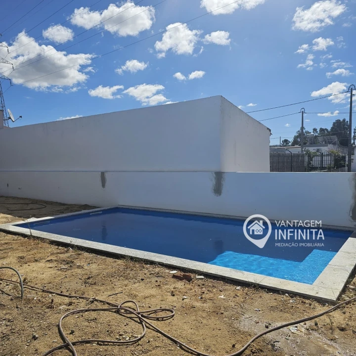 Moradia T3 para Venda em Quinta do Anjo Foto 20