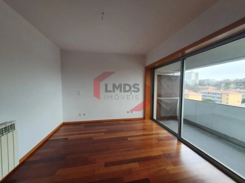 Apartamento T3 para Venda em Bonfim Foto 5