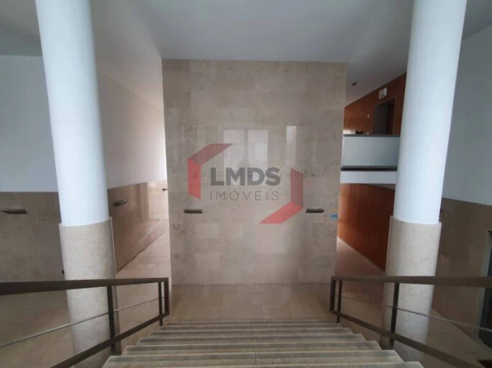 Apartamento T3 para Venda em Bonfim Foto 12