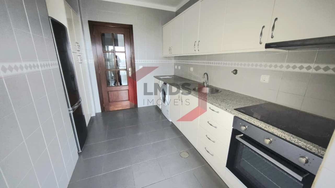Apartamento T2 para Venda em Santa Marinha e São Pedro da Afurada Foto 11