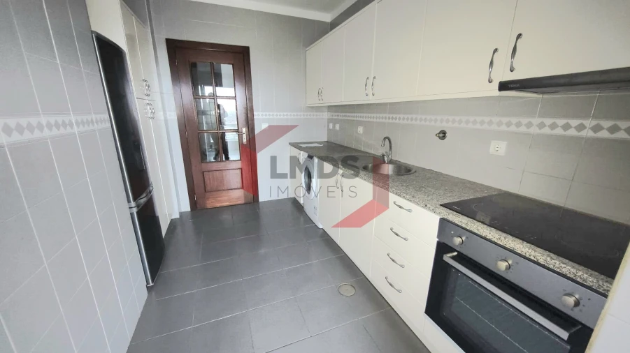 Apartamento T2 para Venda em Santa Marinha e São Pedro da Afurada Foto 11
