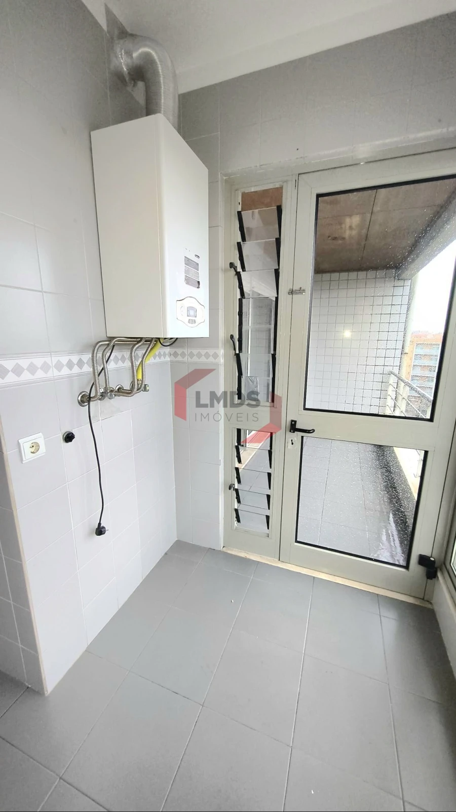 Apartamento T2 para Venda em Santa Marinha e São Pedro da Afurada Foto 14