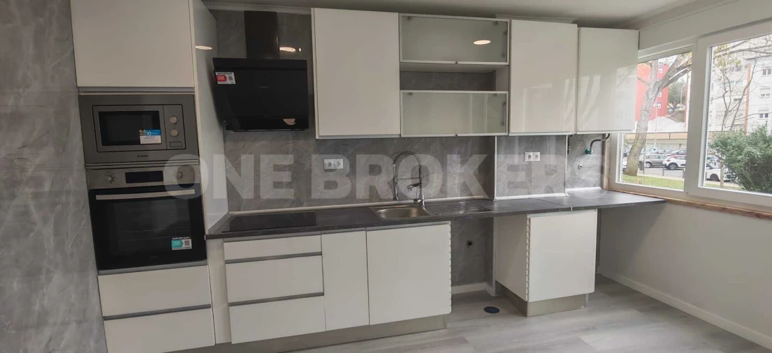 Apartamento T2 para Venda em Oeiras e São Julião da Barra, Paço de Arcos e Caxias Foto 1