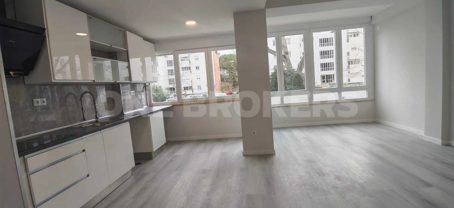 Apartamento T2 para Venda em Oeiras e São Julião da Barra, Paço de Arcos e Caxias Foto 2