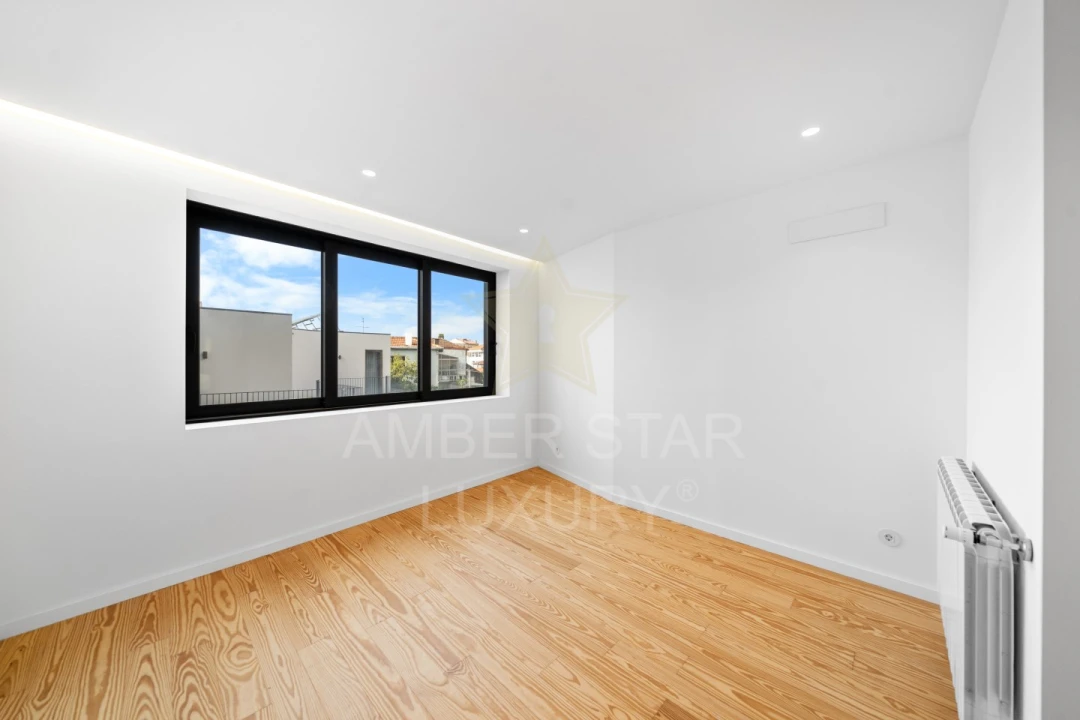 Moradia T4 para Venda em Matosinhos e Leça da Palmeira Foto 13