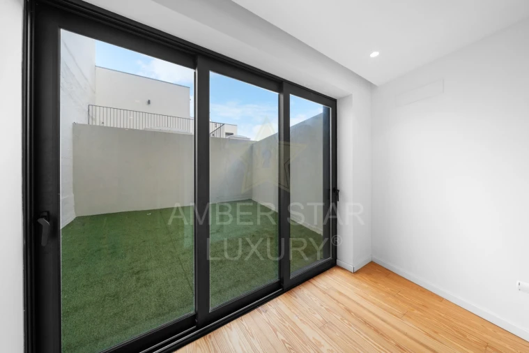 Moradia T4 para Venda em Matosinhos e Leça da Palmeira Foto 24