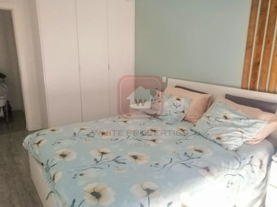 Apartamento T2 para Arrendamento em Campo de Ourique Foto 12