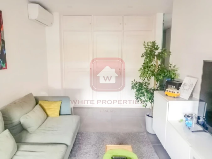 Apartamento T2 para Arrendamento em Campo de Ourique Foto 1