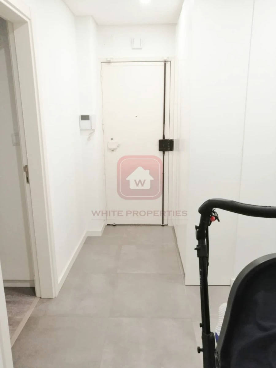 Apartamento T2 para Arrendamento em Campo de Ourique Foto 11