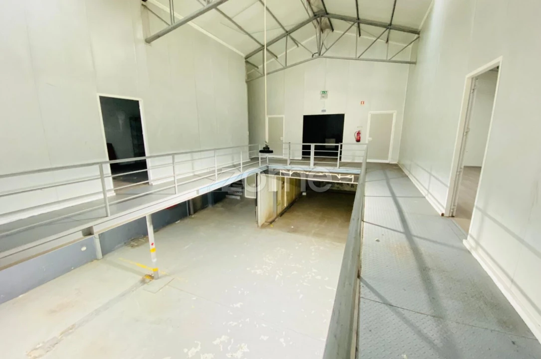 Terreno Comércio / Armazém para Venda em Matosinhos e Leça da Palmeira Foto 27