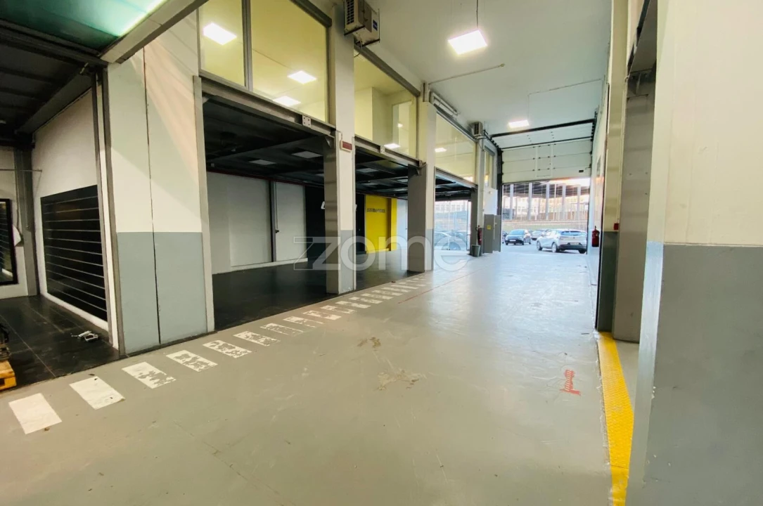 Terreno Comércio / Armazém para Venda em Matosinhos e Leça da Palmeira Foto 12