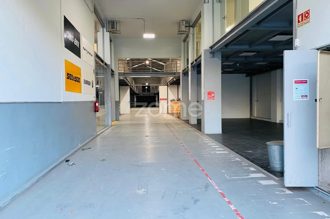 Terreno Comércio / Armazém para Venda em Matosinhos e Leça da Palmeira Foto 23