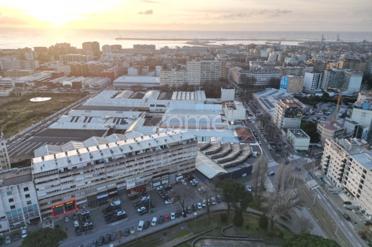 Terreno Comércio / Armazém para Venda em Matosinhos e Leça da Palmeira Foto 5
