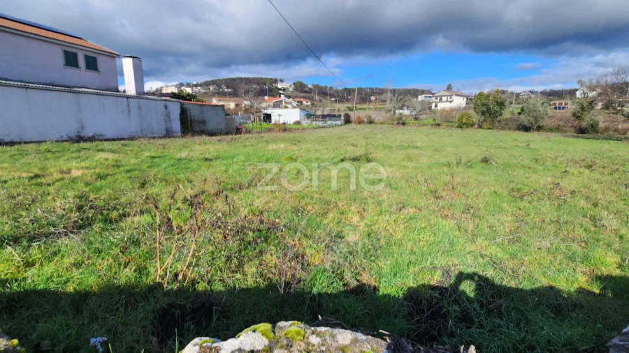 Terreno para Venda em São Martinho de Antas e Paradela de Guiães
