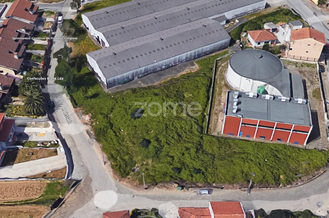 Terreno para Venda em Fânzeres e São Pedro da Cova Foto 13