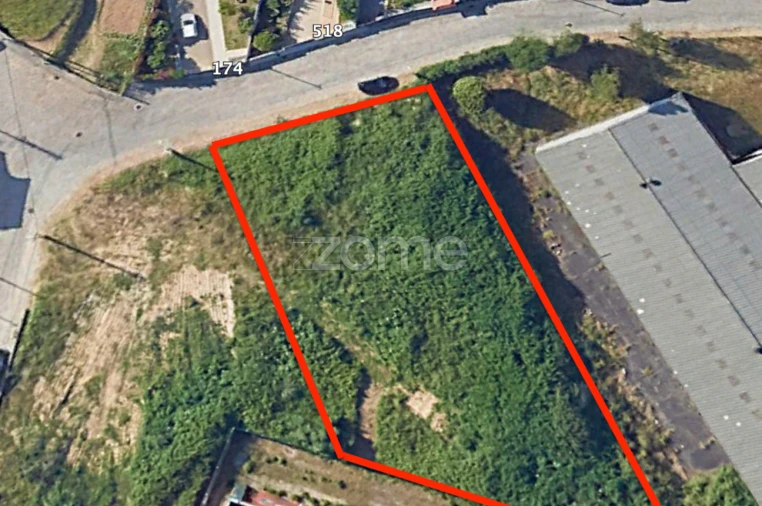 Terreno para Venda em Fânzeres e São Pedro da Cova Foto 15