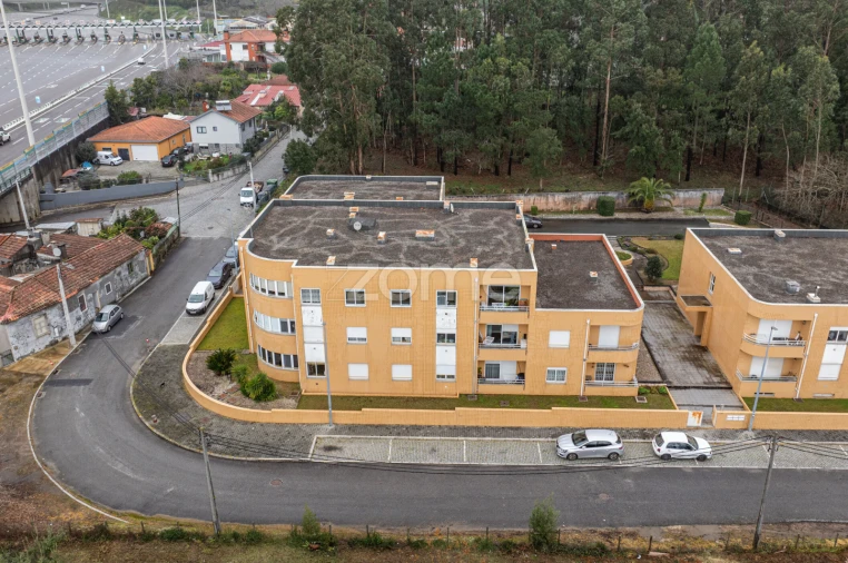 Apartamento T3 para Venda em Grijó e Sermonde Foto 3