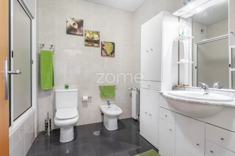 Apartamento T3 para Venda em Grijó e Sermonde Foto 14