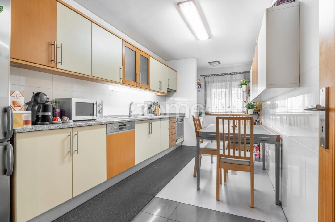 Apartamento T3 para Venda em Grijó e Sermonde Foto 7