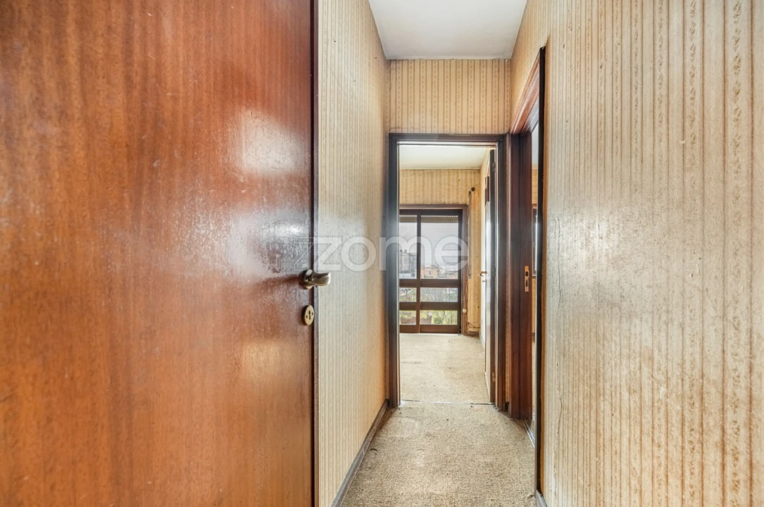 Prédio para Venda em Oliveira do Douro Foto 22