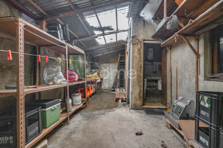 Prédio para Venda em Oliveira do Douro Foto 13