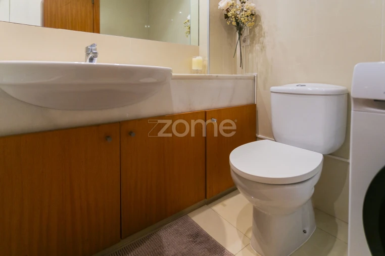 Apartamento T1 para Arrendamento em Paranhos Foto 9