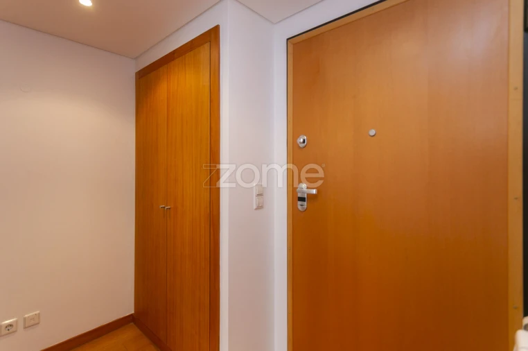 Apartamento T1 para Arrendamento em Paranhos Foto 12