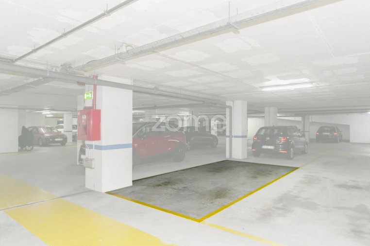 Apartamento T1 para Arrendamento em Paranhos Foto 22