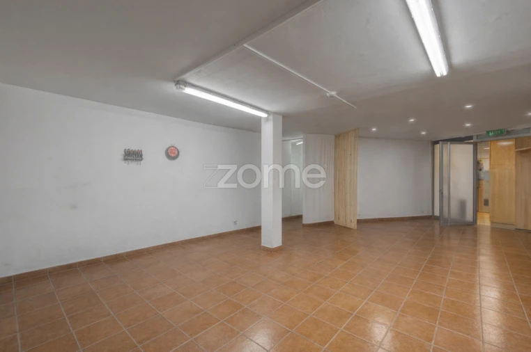 Negócio para Arrendamento em Matosinhos e Leça da Palmeira Foto 1