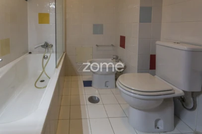 Apartamento T2 para Arrendamento em Paranhos