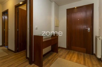 Apartamento T2 para Arrendamento em Paranhos